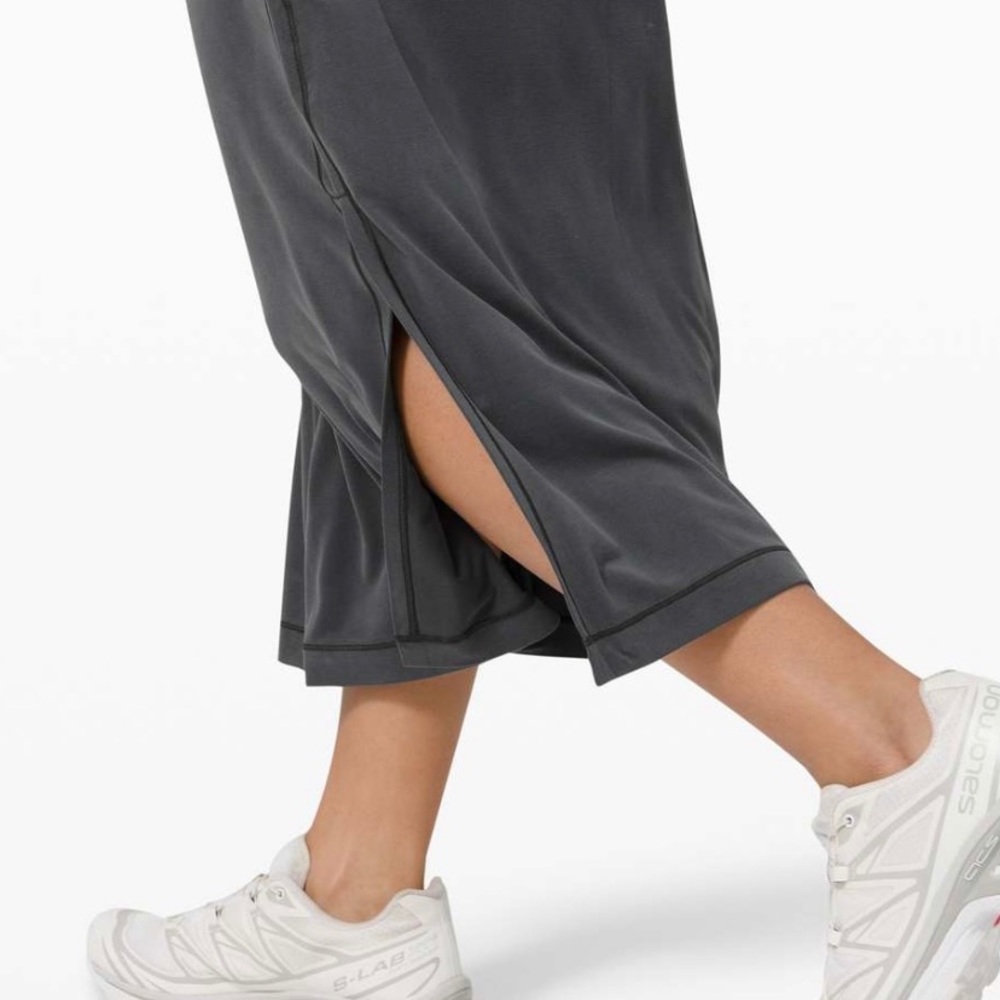 Lululemon Ease of it All Dress - Size 6 - Picture 2 of 6